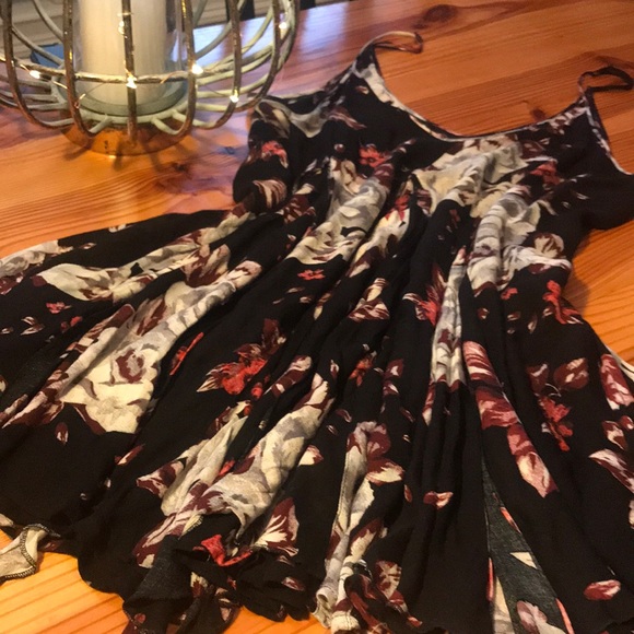 Free People Flowy Boho Top - Picture 4 of 8